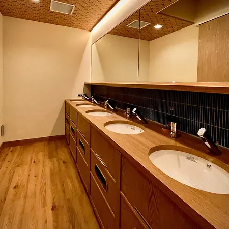 Capsle Hatago Akasaka Spablic Inn Tokyo Exterior photo