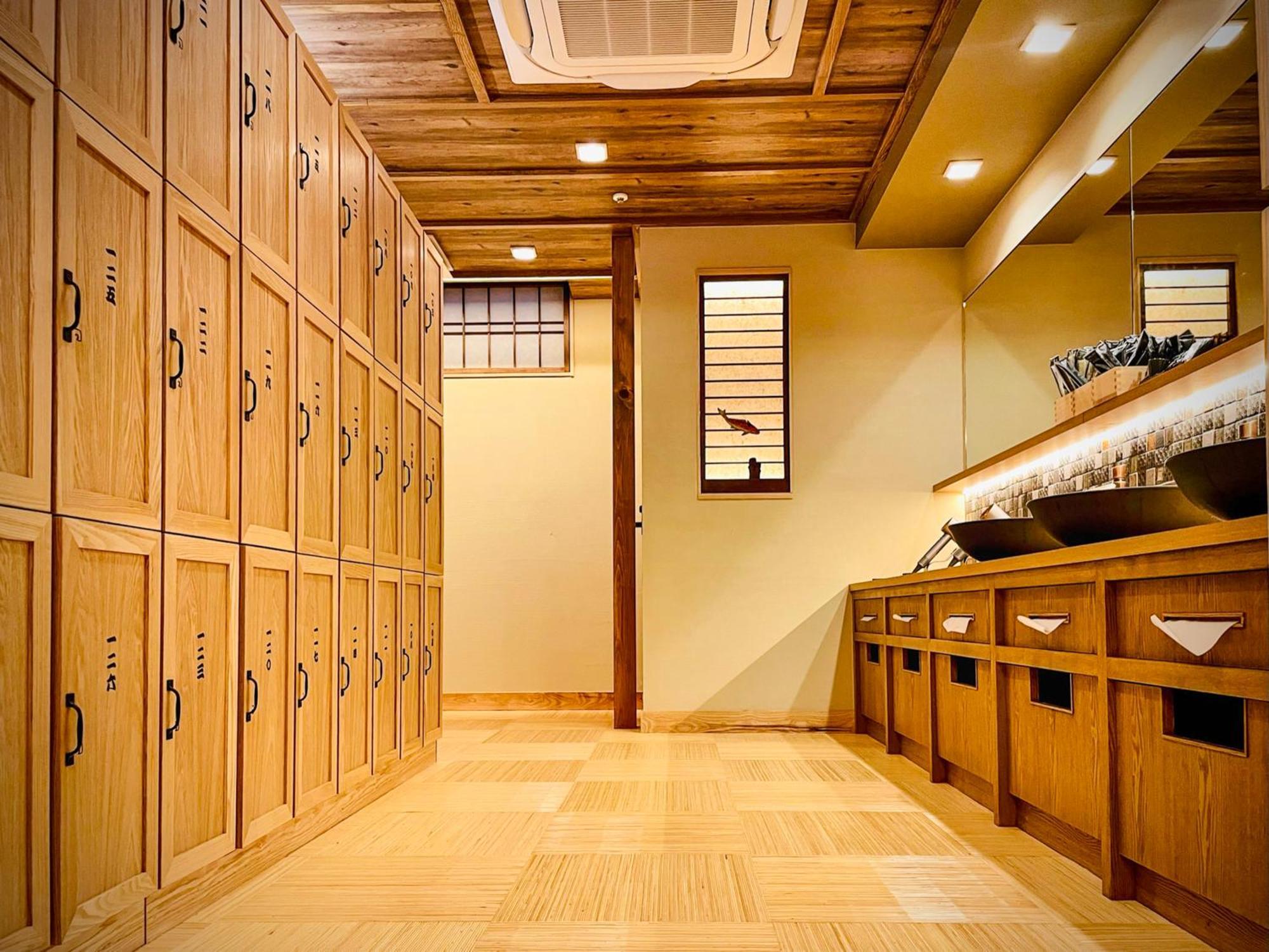 Spablic Inn - Capsule Hatago Akasaka