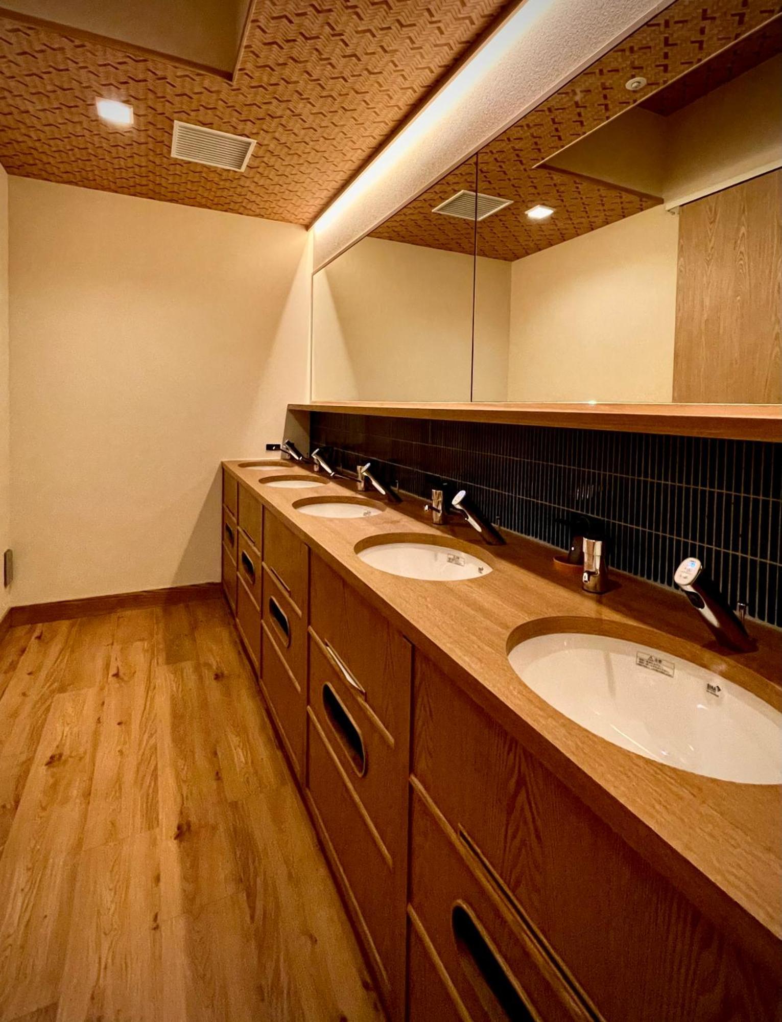 Spablic Inn - Capsule Hatago Akasaka 2* 東京都